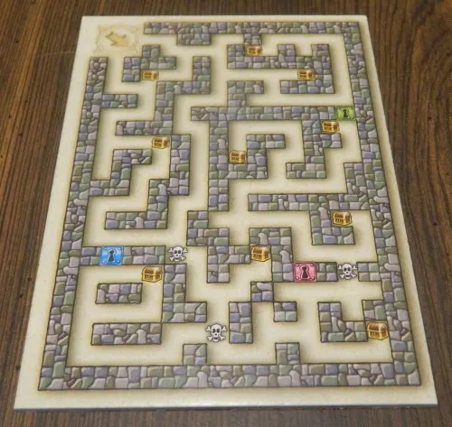 Labyrinth Treasure Hunt Gameplay