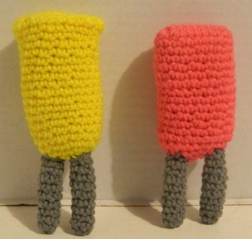 Assembly of Crochet Snipperclips