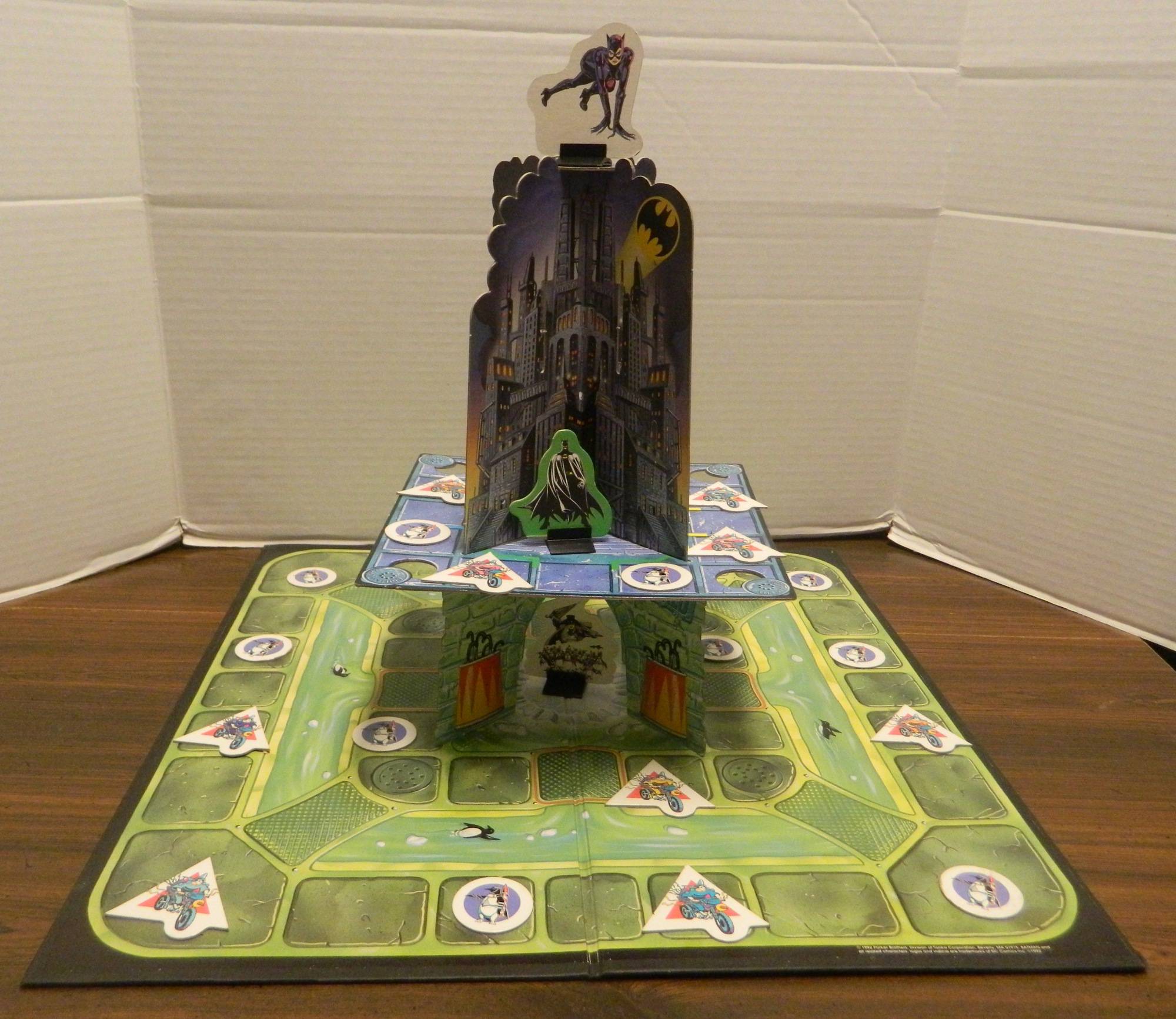 Batman Returns 3-D Board Game Review and Rules - Geeky Hobbies