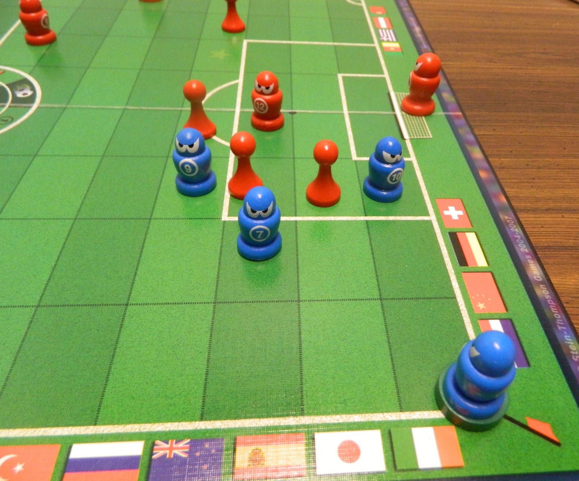 Soccer Tactics World Board Game Review and Rules | Geeky Hobbies