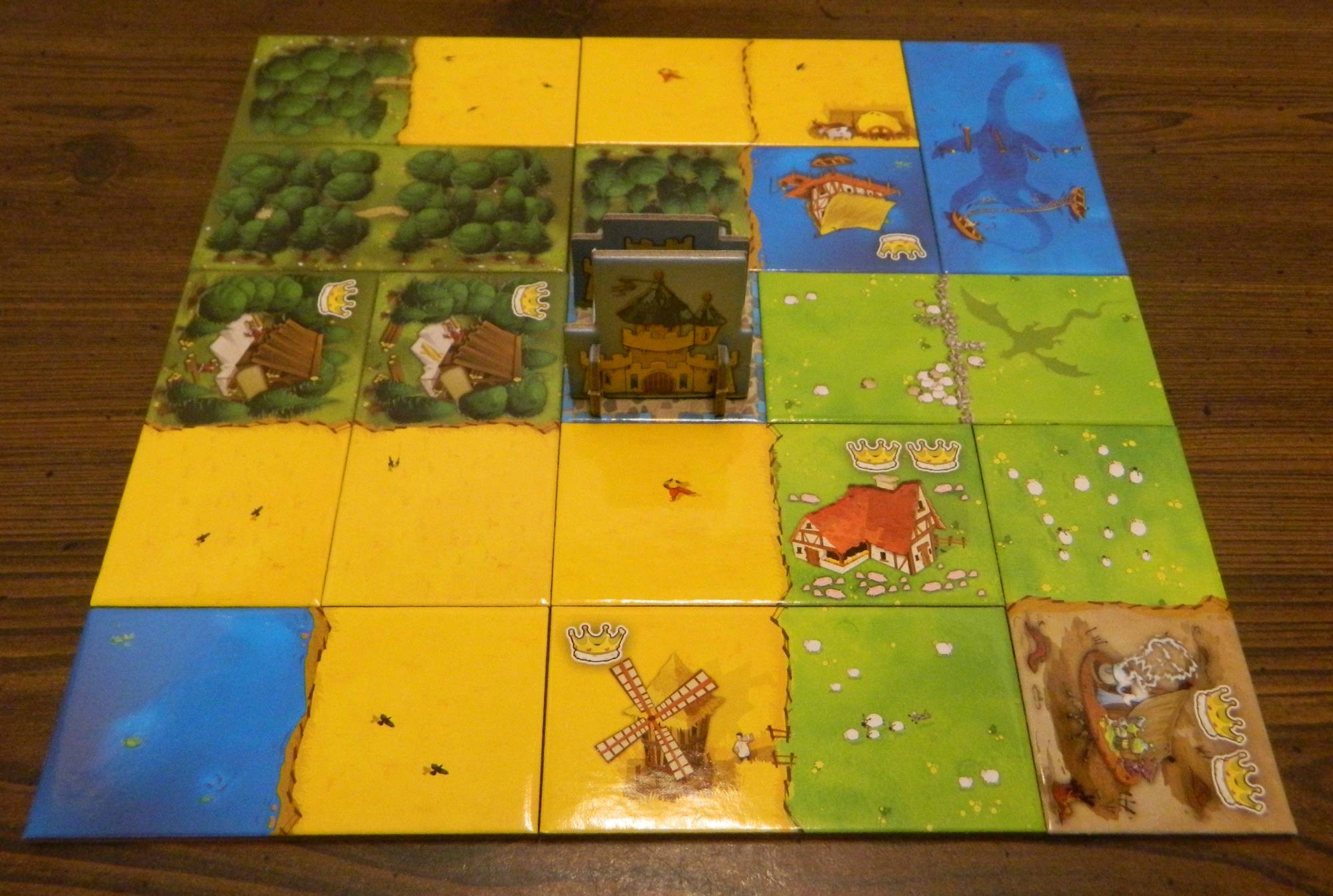 Kingdomino Classic Tile Laying Dominos for 2-4 Players Family Stategy Game 