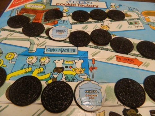 Match in Oreo Cookie Factory Game