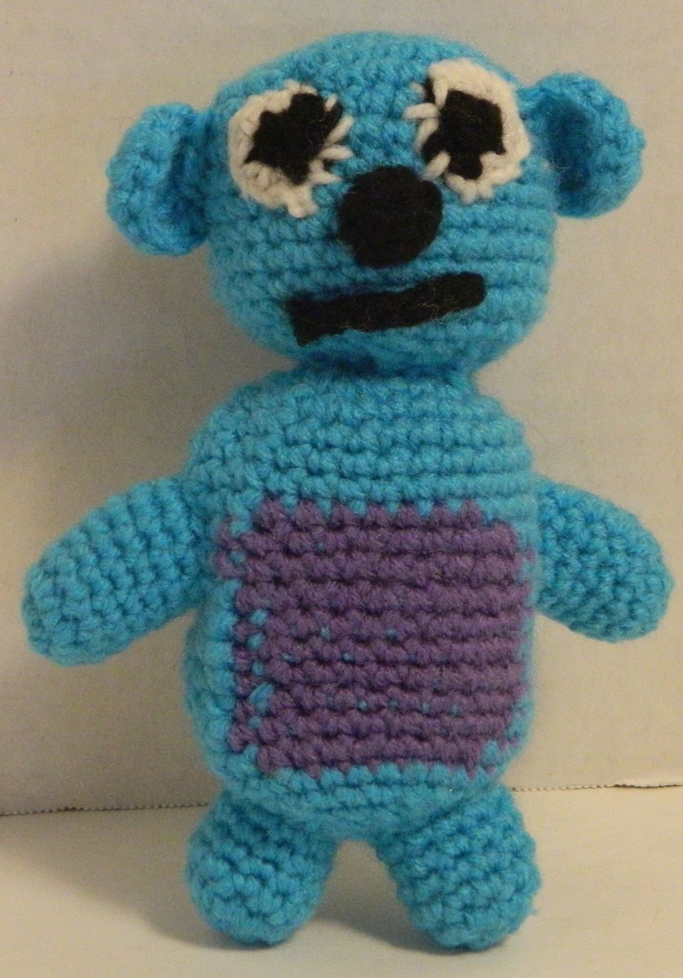Beebo (Arrowverse) Amigurumi Plushie Pattern: Geeky Crochet