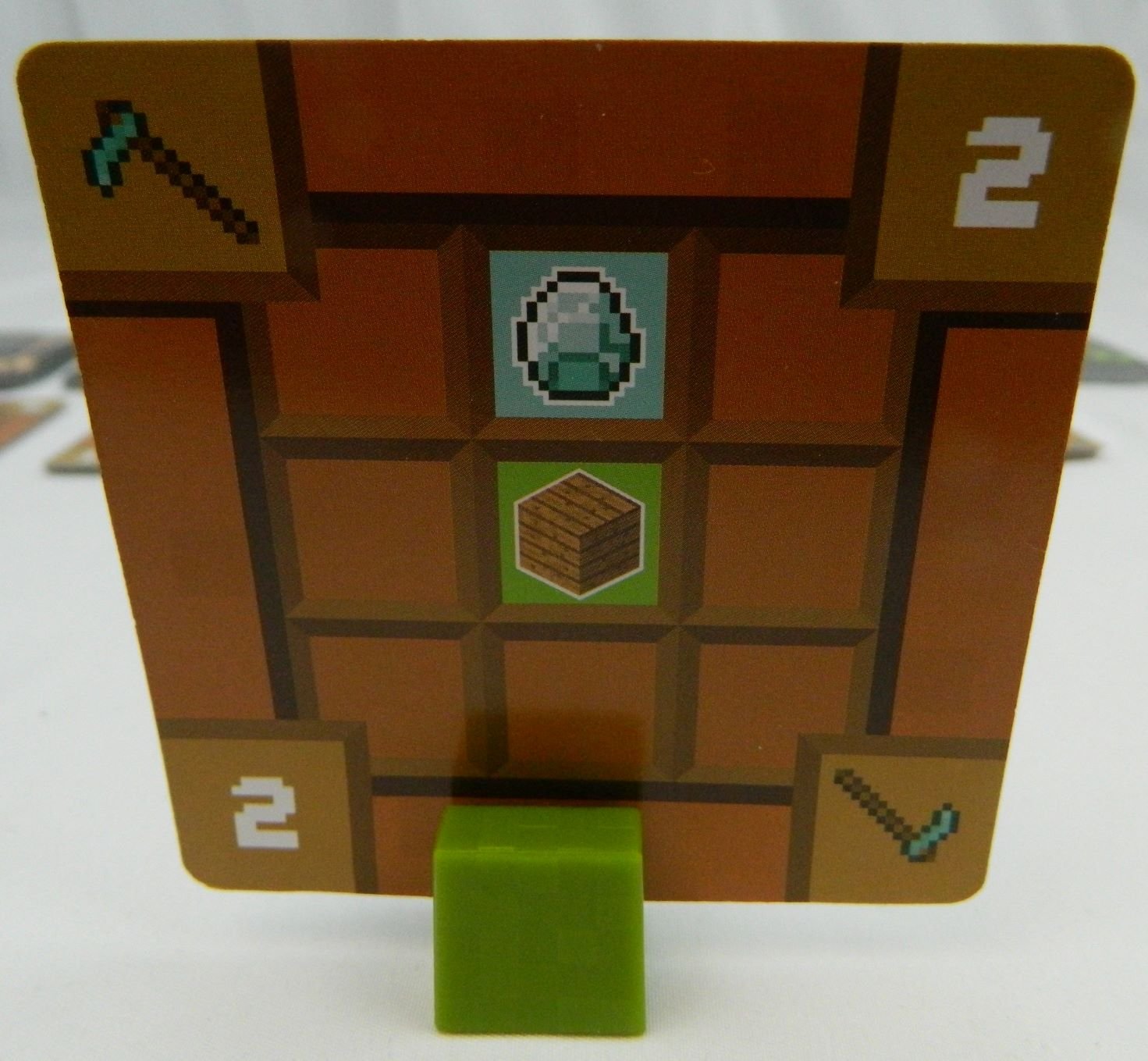 Minecraft Card Game Race Your Friends to Craft Valuable Tools Ages 8+