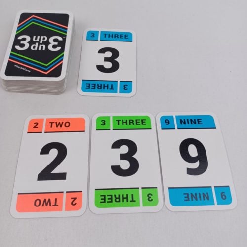 Play A Card in 3UP 3DOWN