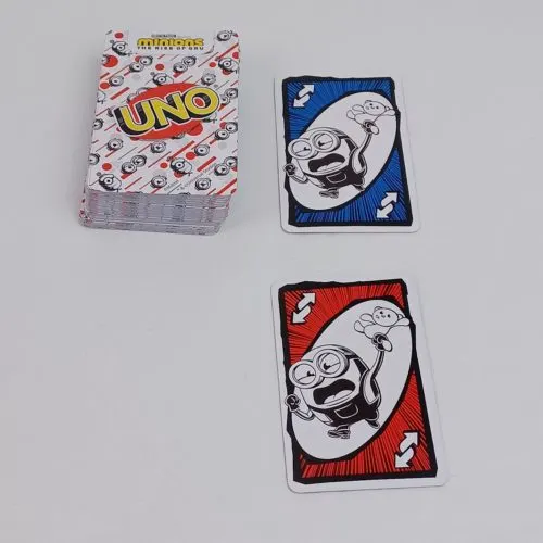 Playing A Card in UNO Minions The Rise of Gru