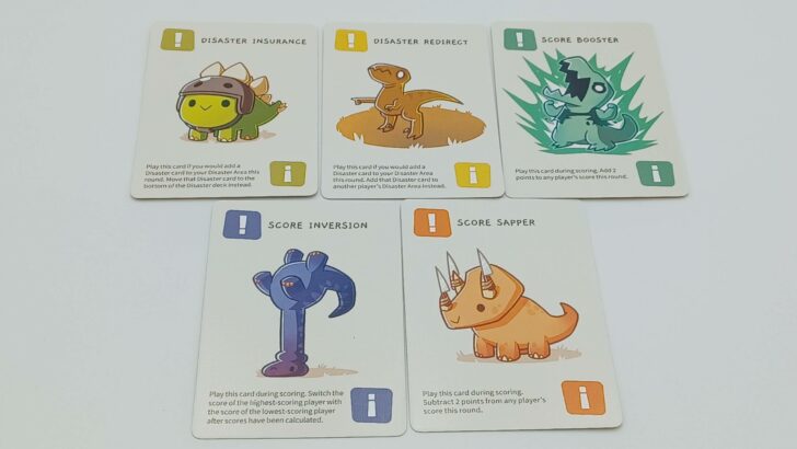 Instant cards in Happy Little Dinosaurs