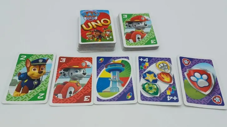 Playing a card in UNO Paw Patrol